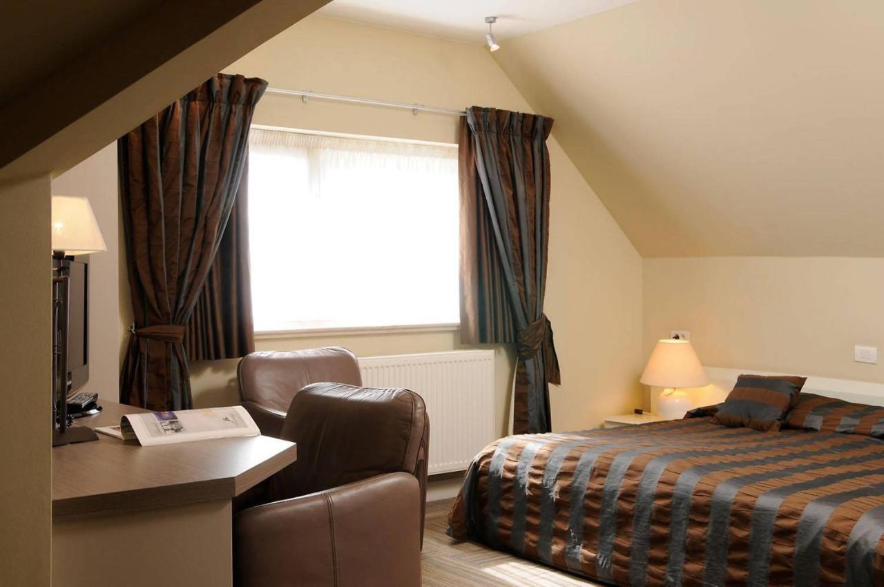 Hotel Salons De Vrede Ichtegem Habitación foto